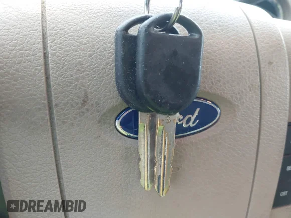 ✅ 2005 Ford F-150 XLT • VIN: 1FTRW12W35FA68634 • Лот: 44301200. Опубликован ранее на IAAI с пробегом 212 395 миль. Бесплатный доступ к архиву аукционных продаж из США и подробный отчёт об истории автомобиля на DreamBid. Изображение 11.