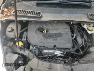 ✅ 2018 Ford Escape SE • VIN: 1FMCU9GD3JUC25422 • Lot: 95835625. Wystawiony na Copart z przebiegiem 93 399 mil. Bezpłatny archiwum sprzedaży aukcyjnych z USA i szczegółowy raport historii pojazdu na DreamBid. Zdjęcie 13.