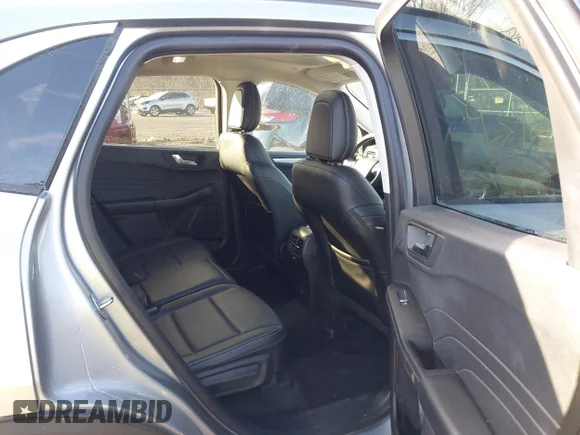 ✅ 2021 Ford Escape SEL • VIN: 1FMCU0H64MUA06792 • Lot: 43987978. Listed on IAAI with 42,274 mi. Free auction sales archive from the USA and detailed vehicle history report at DreamBid. Image 8.