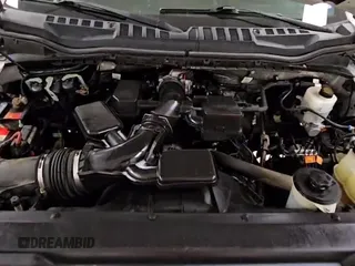 ✅ 2020 Ford F-250 XL • VIN: 1FT7W2B6XLED41245 • Lot: 85085125. Wystawiony na Copart z przebiegiem 159 848 mil. Bezpłatny archiwum sprzedaży aukcyjnych z USA i szczegółowy raport historii pojazdu na DreamBid. Zdjęcie 13.