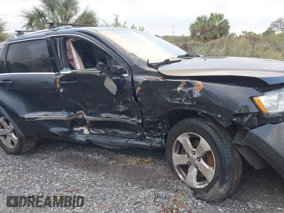 ✅ 2011 Jeep Grand Cherokee Laredo • VIN: 1J4RR4GG2BC737140 • Lot: 41217587. Listed on IAAI with Not provided. Free auction sales archive from the USA and detailed vehicle history report at DreamBid. Image 6.