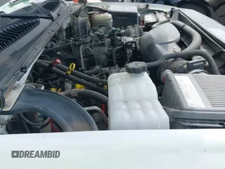 ✅ 2006 GMC Sierra 1500 SLE1 • VIN: 2GTEC13T761203750 • Lot: 42551208. Wystawiony na IAAI z przebiegiem 178 617 mil. Bezpłatny archiwum sprzedaży aukcyjnych z USA i szczegółowy raport historii pojazdu na DreamBid. Zdjęcie 12.