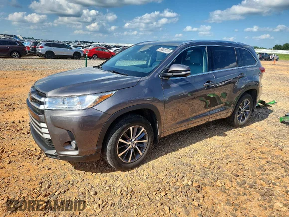 ✅ 2017 Toyota Highlander XLE • VIN: 5TDJZRFH0HS385435 • Лот: 59028196. Опубликован ранее на Copart с пробегом 115 116 миль. Бесплатный доступ к архиву аукционных продаж из США и подробный отчёт об истории автомобиля на DreamBid. Изображение 1.