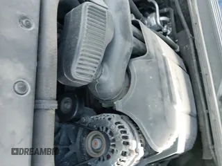 2014 Chevrolet Suburban LT z VIN 1GNSKJE71ER232700, wystawiony jako IAAI lot #40812602 z przebiegiem 245 852 mil mil oraz . Historia ofert i sprzedaży dostępna na DreamBid. Obrazek 19.