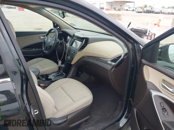 ✅ 2018 Hyundai Santa Fe 2.4L • VIN: 5NMZUDLB4JH077827 • Lot: 44704596. Wystawiony na IAAI z przebiegiem 117 437 mil. Bezpłatny archiwum sprzedaży aukcyjnych z USA i szczegółowy raport historii pojazdu na DreamBid. Zdjęcie 5.