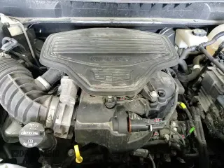 ✅ 2022 Cadillac XT5 AWD Sport • VIN: 1GYKNHRS5NZ167383 • Lot: 46929465. Wystawiony na Copart z przebiegiem 25 535 mil. Bezpłatny archiwum sprzedaży aukcyjnych z USA i szczegółowy raport historii pojazdu na DreamBid. Zdjęcie 16.