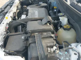 2020 Chevrolet Equinox LT z VIN 2GNAXKEV4L6180165, wystawiony jako IAAI lot #43087345 z przebiegiem 108 585 mil mil oraz . Historia ofert i sprzedaży dostępna na DreamBid. Obrazek 19.