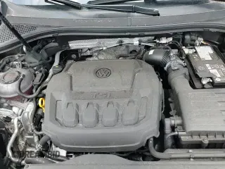 ✅ 2024 Volkswagen Tiguan S • VIN: 3VVFB7AX6RM018247 • Lot: 64643975. Wystawiony na Copart z przebiegiem 12 933 mil. Bezpłatny archiwum sprzedaży aukcyjnych z USA i szczegółowy raport historii pojazdu na DreamBid. Zdjęcie 15.