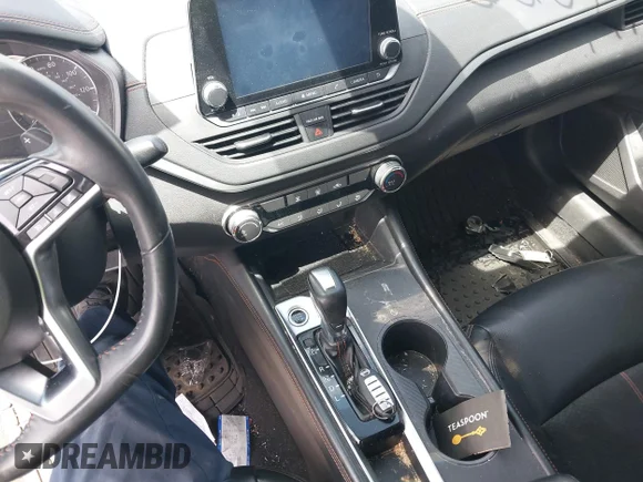 ✅ 2020 Nissan Altima SR • VIN: 1N4BL4CV6LC263388 • Lot: 44931224. Wystawiony na IAAI z przebiegiem 91 741 mil. Bezpłatny archiwum sprzedaży aukcyjnych z USA i szczegółowy raport historii pojazdu na DreamBid. Zdjęcie 11.