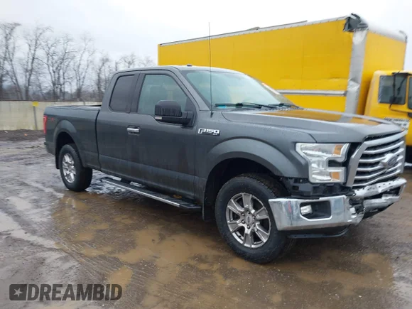 ✅ 2015 Ford F-150 XL • VIN: 1FTFX1EF0FFC60218 • Lot: 44420570. Wystawiony na IAAI z przebiegiem 188 562 mil. Bezpłatny archiwum sprzedaży aukcyjnych z USA i szczegółowy raport historii pojazdu na DreamBid. Zdjęcie 1.