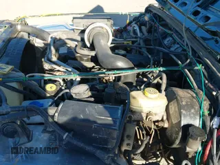 ✅ 2001 Jeep Wrangler Sahara • VIN: 1J4FA59S31P362769 • Лот: 43488240. Опубликован ранее на IAAI с пробегом 178 182 миль. Бесплатный доступ к архиву аукционных продаж из США и подробный отчёт об истории автомобиля на DreamBid. Изображение 20.