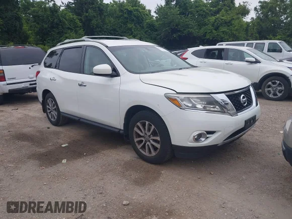 ✅ 2015 Nissan Pathfinder SL • VIN: 5N1AR2MM0FC695585 • Lot: 45339119. Listed on IAAI with 141,085 mi. Free auction sales archive from the USA and detailed vehicle history report at DreamBid. Image 1.