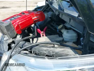 ✅ 2017 Ford Transit XL • VIN: 1FBZX2ZM3HKA20753 • Lot: 42340639. Wystawiony na IAAI z przebiegiem 322 450 mil. Bezpłatny archiwum sprzedaży aukcyjnych z USA i szczegółowy raport historii pojazdu na DreamBid. Zdjęcie 19.