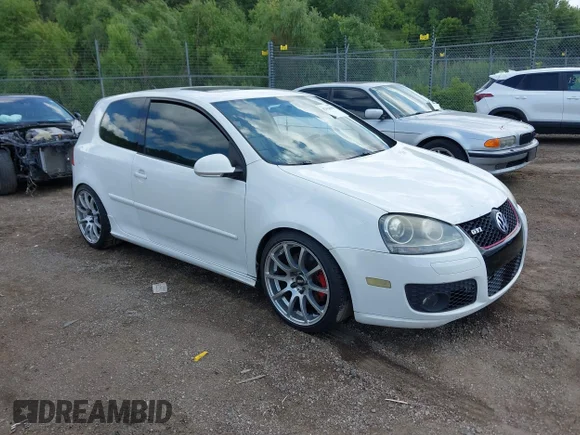 ✅ 2008 Volkswagen Golf GTI • VIN: WVWFV71K18W170042 • Lot: 42624068. Wystawiony na IAAI z przebiegiem 172 550 mil. Bezpłatny archiwum sprzedaży aukcyjnych z USA i szczegółowy raport historii pojazdu na DreamBid. Zdjęcie 1.