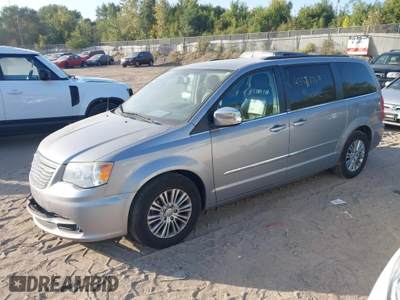 ✅ 2013 Chrysler Town & Country Touring L • VIN: 2C4RC1CG2DR583471 • Lot: 43337707. Wystawiony na IAAI z przebiegiem 115 123 mil. Bezpłatny archiwum sprzedaży aukcyjnych z USA i szczegółowy raport historii pojazdu na DreamBid. Zdjęcie 2.