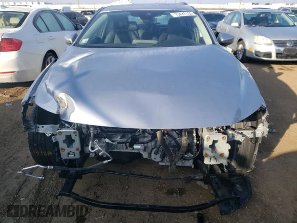 ✅ 2020 Mazda 3 Select • VIN: JM1BPBCM0L1163907 • Лот: 73637132. Опубликован ранее на Copart с пробегом 24 258 миль. Бесплатный доступ к архиву аукционных продаж из США и подробный отчёт об истории автомобиля на DreamBid. Изображение 5.