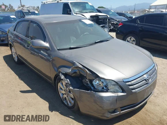 ✅ 2007 Toyota Avalon Limited • VIN: 4T1BK36B07U178003 • Lot: 45029840. Wystawiony na IAAI z przebiegiem 156 346 mil. Bezpłatny archiwum sprzedaży aukcyjnych z USA i szczegółowy raport historii pojazdu na DreamBid. Zdjęcie 1.