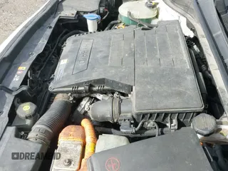 ✅ 2019 Kia Niro LX • VIN: KNDCB3LCXK5262841 • Lot: 43298478. Listed on IAAI with 132,238 mi. Free auction sales archive from the USA and detailed vehicle history report at DreamBid. Image 24.