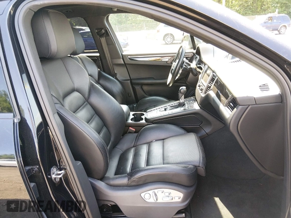 ✅ 2015 Porsche Macan S • VIN: WP1AB2A56FLB53802 • Lot: 45192596. Wystawiony na IAAI z przebiegiem 82 200 mil. Bezpłatny archiwum sprzedaży aukcyjnych z USA i szczegółowy raport historii pojazdu na DreamBid. Zdjęcie 5.