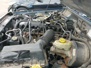 ✅ 1998 Jeep Cherokee Sport • VIN: 1J4FJ68S0WL269553 • Lot: 42207389. Listed on IAAI with 261,377 mi. Free auction sales archive from the USA and detailed vehicle history report at DreamBid. Image 12.