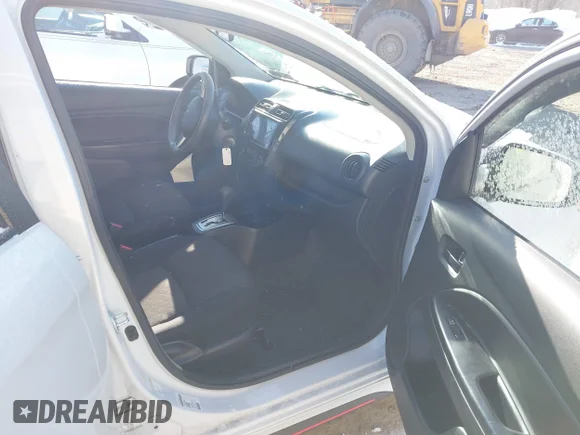 ✅ 2021 Mitsubishi Mirage ES • VIN: ML32AUHJ6MH005059 • Lot: 44632928. Wystawiony na IAAI z przebiegiem 69 355 mil. Bezpłatny archiwum sprzedaży aukcyjnych z USA i szczegółowy raport historii pojazdu na DreamBid. Zdjęcie 5.