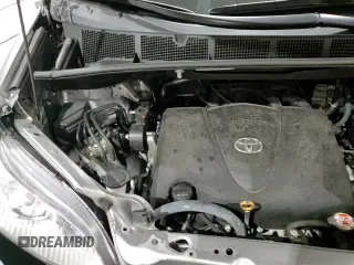 ✅ 2017 Toyota Sienna LE • VIN: 5TDKZ3DC5HS899970 • Лот: 92255395. Опубликован ранее на Copart с пробегом 33 169 миль. Бесплатный доступ к архиву аукционных продаж из США и подробный отчёт об истории автомобиля на DreamBid. Изображение 16.