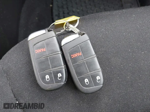 ✅ 2022 Jeep Renegade Sport • VIN: ZACNJDA17NPN50764 • Лот: 42996624. Опубликован ранее на IAAI с пробегом 69 087 миль. Бесплатный доступ к архиву аукционных продаж из США и подробный отчёт об истории автомобиля на DreamBid. Изображение 11.