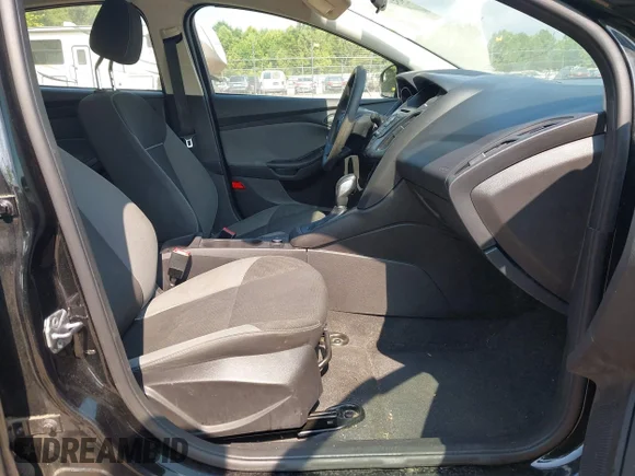 ✅ 2014 Ford Focus S • VIN: 1FADP3E25EL451705 • Лот: 45499446. Опубліковано раніше на IAAI з пробігом 125 114 миль. Безкоштовний доступ до архіву аукціонних продажів зі США та докладний звіт про історію автомобіля на DreamBid. Зображення 5.