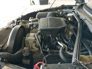 2005 Dodge Dakota Laramie with VIN 1D7HW58N05S263024, listed as a IAAI auction lot 42239608 with 171,943 mi miles and . Bid and sale history available at DreamBid. Image 19.