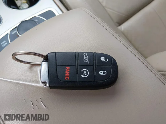 ✅ 2017 Jeep Grand Cherokee Limited • VIN: 1C4RJFBG1HC787729 • Lot: 44701898. Wystawiony na IAAI z przebiegiem 141 376 mil. Bezpłatny archiwum sprzedaży aukcyjnych z USA i szczegółowy raport historii pojazdu na DreamBid. Zdjęcie 11.