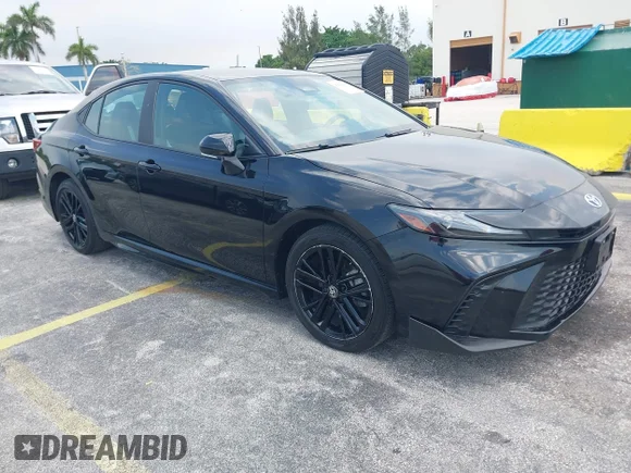 ✅ 2025 Toyota Camry SE • VIN: 4T1DAACK7SU036308 • Лот: 45421184. Опубликован ранее на IAAI с пробегом 39 975 миль. Бесплатный доступ к архиву аукционных продаж из США и подробный отчёт об истории автомобиля на DreamBid. Изображение 1.