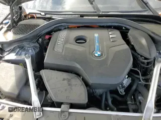 ✅ 2019 BMW 5 Series 530e • VIN: WBAJA9C56KB393309 • Лот: 82685645. Опубликован ранее на Copart с пробегом 101 204 миль. Бесплатный доступ к архиву аукционных продаж из США и подробный отчёт об истории автомобиля на DreamBid. Изображение 14.