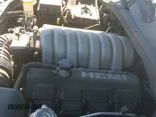 2009 Dodge Charger SRT-8 с VIN 2B3LA73WX9H560878, выставлен на аукционе IAAI как лот 41751921 с пробегом 138 596 миль миль и . История ставок и продаж доступна на DreamBid. Изображение 18.