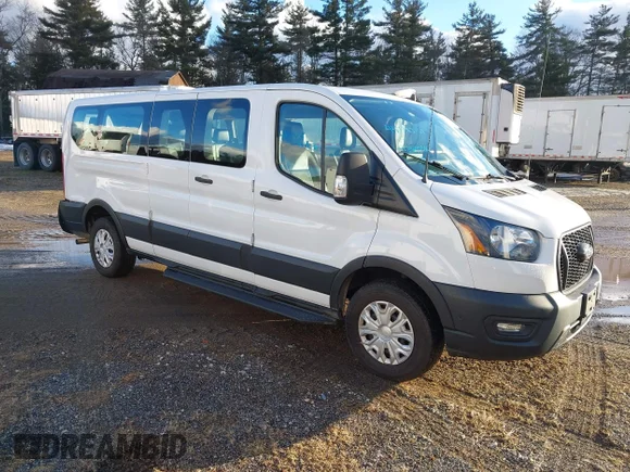 ✅ 2022 Ford Transit Passenger XLT • VIN: 1FBAX2Y83NKA59159 • Лот: 44045168. Опубликован ранее на IAAI с пробегом 69 756 миль. Бесплатный доступ к архиву аукционных продаж из США и подробный отчёт об истории автомобиля на DreamBid. Изображение 1.
