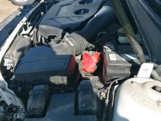 ✅ 2013 Lincoln MKZ • VIN: 3LN6L2J9XDR810943 • Lot: 43049979. Listed on IAAI with 157,783 mi. Free auction sales archive from the USA and detailed vehicle history report at DreamBid. Image 25.