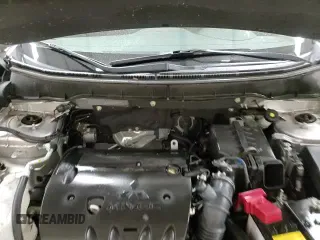 ✅ 2019 Mitsubishi Outlander ES • VIN: JA4AP3AU0KU003845 • Лот: 87027585. Опубликован ранее на Copart с пробегом 67 823 миль. Бесплатный доступ к архиву аукционных продаж из США и подробный отчёт об истории автомобиля на DreamBid. Изображение 17.