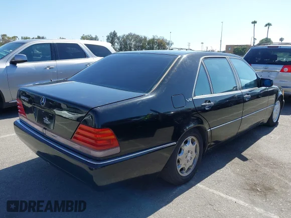 ✅ 1993 Mercedes-Benz 600 • VIN: WDBGA57E3PA116080 • Lot: 45349068. Wystawiony na IAAI z przebiegiem 73 998 mil. Bezpłatny archiwum sprzedaży aukcyjnych z USA i szczegółowy raport historii pojazdu na DreamBid. Zdjęcie 4.