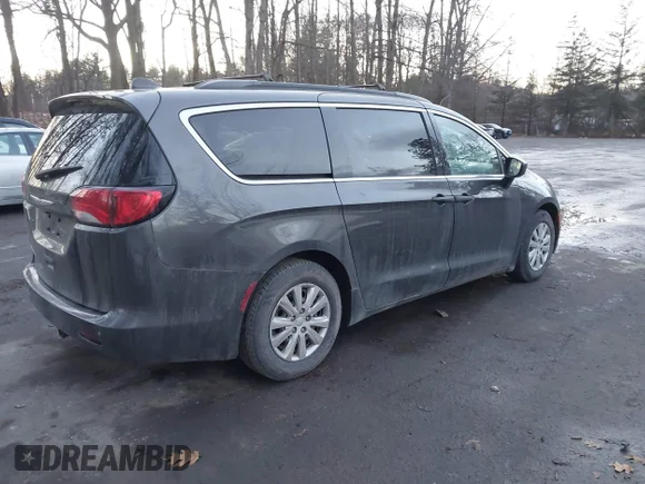 ✅ 2019 Chrysler Pacifica L • VIN: 2C4RC1AG6KR644353 • Лот: 44011353. Опубліковано раніше на IAAI з пробігом 176 375 миль. Безкоштовний доступ до архіву аукціонних продажів зі США та докладний звіт про історію автомобіля на DreamBid. Зображення 4.