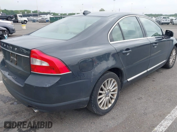 ✅ 2012 Volvo S80 3.2L • VIN: YV1940AS2C1159980 • Лот: 42376982. Опубликован ранее на IAAI с пробегом 220 934 миль. Бесплатный доступ к архиву аукционных продаж из США и подробный отчёт об истории автомобиля на DreamBid. Изображение 4.