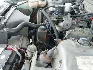 ✅ 1991 Volvo 200 • VIN: YV1AA8844M1448307 • Лот: 42550851. Опубликован ранее на IAAI с пробегом 206 910 миль. Бесплатный доступ к архиву аукционных продаж из США и подробный отчёт об истории автомобиля на DreamBid. Изображение 19.