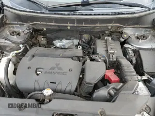 ✅ 2018 Mitsubishi Outlander SE • VIN: JA4AP3AW1JZ035772 • Lot: 91872035. Listed on Copart with 111,471 mi. Free auction sales archive from the USA and detailed vehicle history report at DreamBid. Image 13.