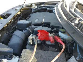 ✅ 2014 Ford Explorer XLT • VIN: 1FM5K7D89EGC36293 • Lot: 43335373. Wystawiony na IAAI z przebiegiem 151 257 mil. Bezpłatny archiwum sprzedaży aukcyjnych z USA i szczegółowy raport historii pojazdu na DreamBid. Zdjęcie 19.