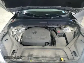 ✅ 2020 Volvo XC90 Momentum • VIN: YV4A221K7L1565240 • Lot: 64502595. Wystawiony na Copart z przebiegiem 77 802 mil. Bezpłatny archiwum sprzedaży aukcyjnych z USA i szczegółowy raport historii pojazdu na DreamBid. Zdjęcie 14.