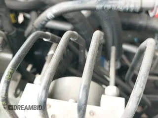 ✅ 2019 Jeep Wrangler Unlimited Sport • VIN: 1C4HJXDG3KW669444 • Lot: 41471931. Wystawiony na IAAI z przebiegiem 51 797 mil. Bezpłatny archiwum sprzedaży aukcyjnych z USA i szczegółowy raport historii pojazdu na DreamBid. Zdjęcie 20.