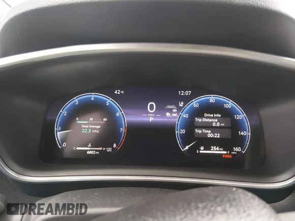 ✅ 2026 Toyota Corolla Cross XLE • VIN: 7MUDAABG0TV149501 • Lot: 44533441. Wystawiony na IAAI z przebiegiem 6 802 mil. Bezpłatny archiwum sprzedaży aukcyjnych z USA i szczegółowy raport historii pojazdu na DreamBid. Zdjęcie 7.