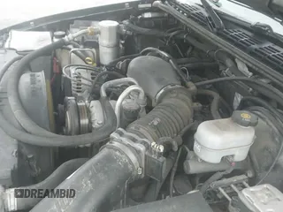 ✅ 2004 Chevrolet S-10 LS • VIN: 1GCDT13X04K120835 • Lot: 43264952. Wystawiony na IAAI z przebiegiem 82 064 mil. Bezpłatny archiwum sprzedaży aukcyjnych z USA i szczegółowy raport historii pojazdu na DreamBid. Zdjęcie 12.