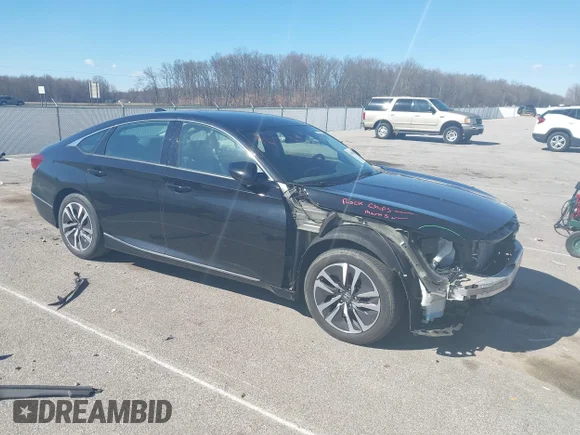 ✅ 2021 Honda Accord EX • VIN: 1HGCV3F46MA021639 • Lot: 44583942. Wystawiony na IAAI z przebiegiem 90 386 mil. Bezpłatny archiwum sprzedaży aukcyjnych z USA i szczegółowy raport historii pojazdu na DreamBid. Zdjęcie 1.