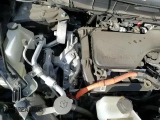 ✅ 2017 Nissan Rogue SV Hybrid • VIN: 5N1ET2MT2HC773751 • Lot: 88914655. Listed on Copart with 94,160 mi. Free auction sales archive from the USA and detailed vehicle history report at DreamBid. Image 17.