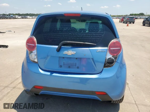 ✅ 2014 Chevrolet Spark LT • VIN: KL8CD6S97EC545577 • Lot: 59283105. Wystawiony na Copart z przebiegiem 158 475 mil. Bezpłatny archiwum sprzedaży aukcyjnych z USA i szczegółowy raport historii pojazdu na DreamBid. Zdjęcie 6.