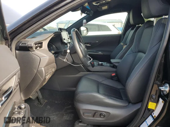 ✅ 2021 Toyota Venza LE • VIN: JTEAAAAH9MJ040777 • Lot: 67187914. Wystawiony na Copart z przebiegiem 20 034 mil. Bezpłatny archiwum sprzedaży aukcyjnych z USA i szczegółowy raport historii pojazdu na DreamBid. Zdjęcie 7.